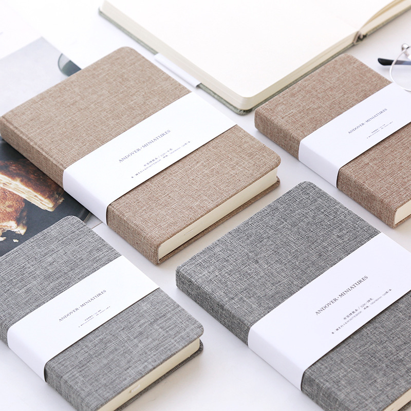 Notebook Dotted A5 - دفتر ملاحظات ورقي فارغ وشبكة غلاف