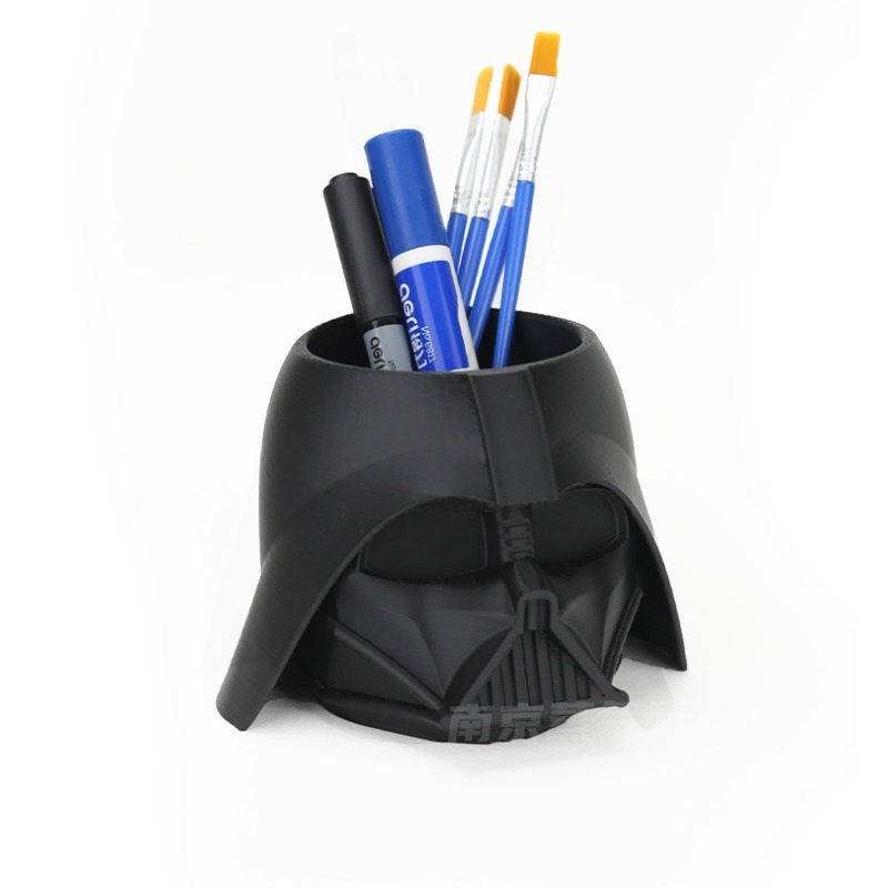 حامل أقلام على شكل شخصية دارث  - مراجعة Stationery Warehouse وسعره